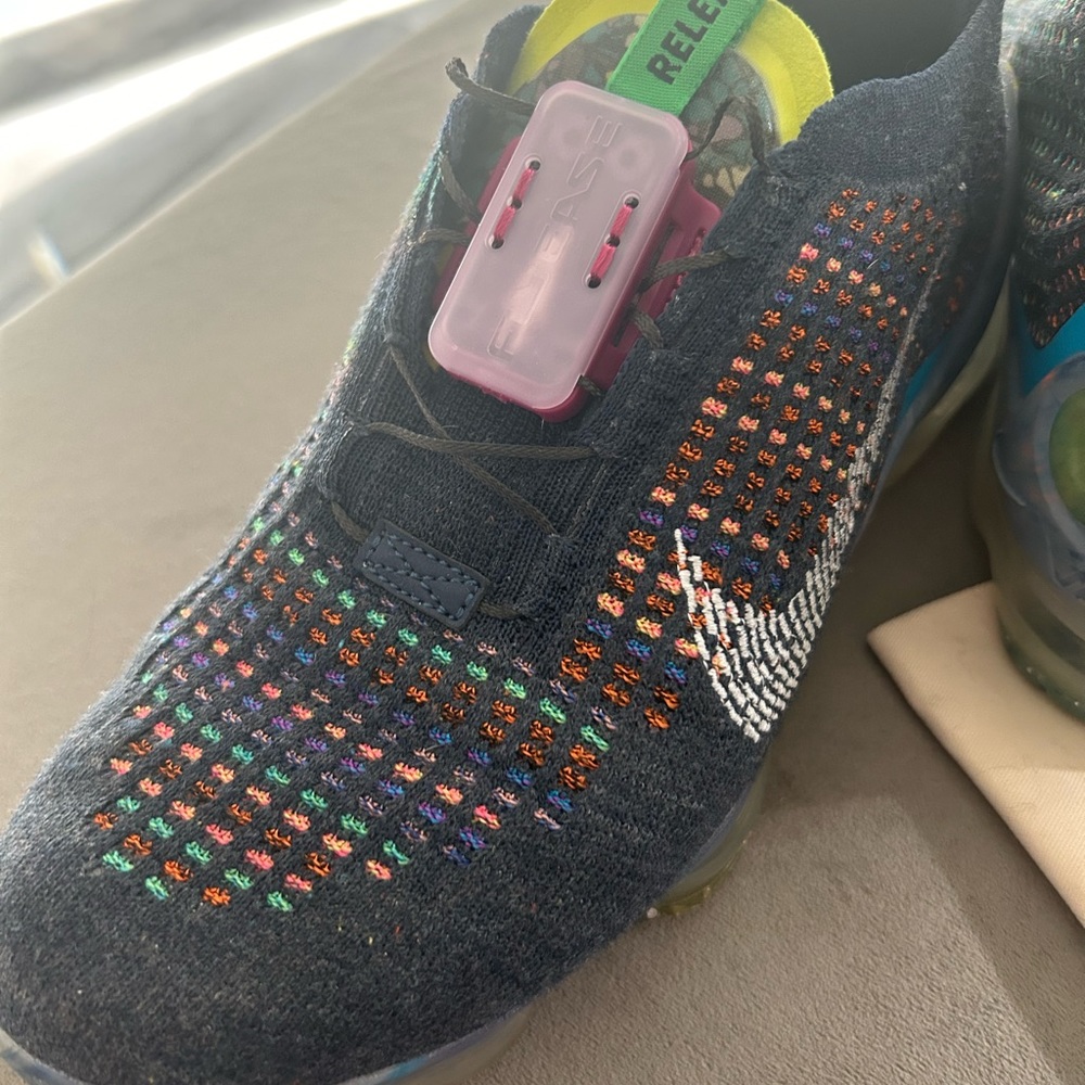 Vapor Max - Picture 5 of 5